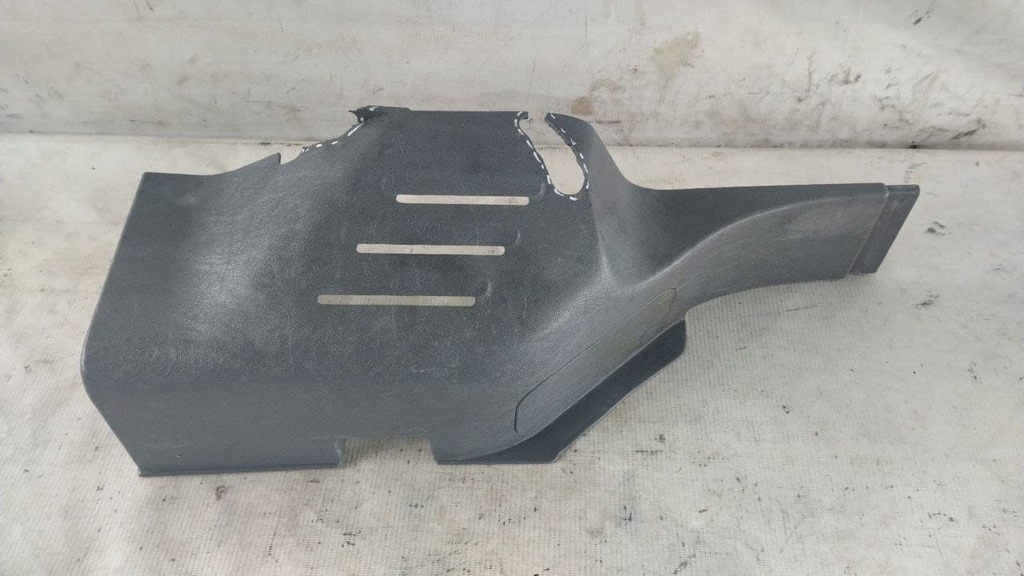 пластик салона б/у \ сколы